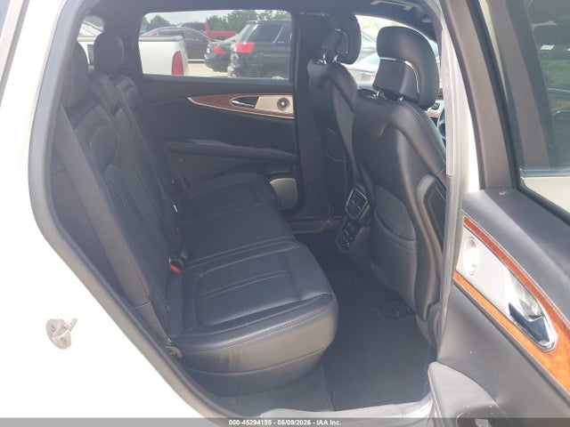 Lincoln MKX Black Label