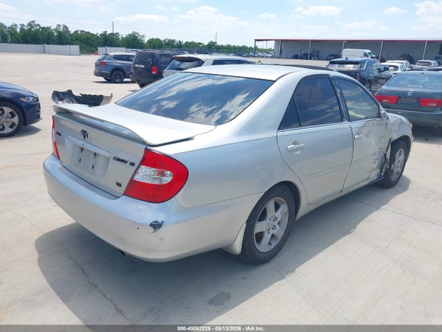 Toyota Camry Se V6