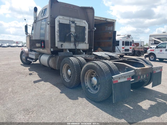 Western Star Auto Car Conventional 4900e