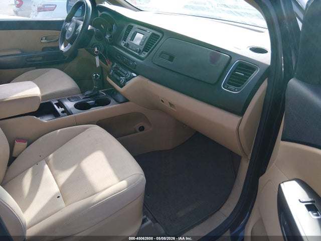 Kia Sedona Lx