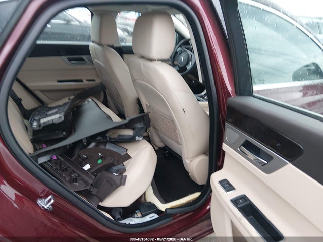 Jaguar XF 35t Prestige