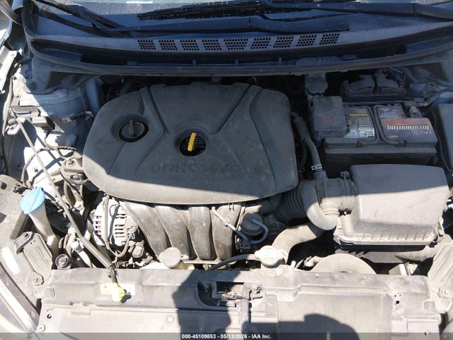 Hyundai ELANTRA Se