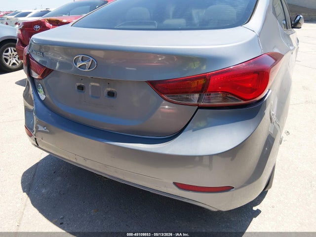 Hyundai ELANTRA Se