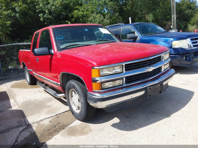Salvage Chevrolet C1500 Image
