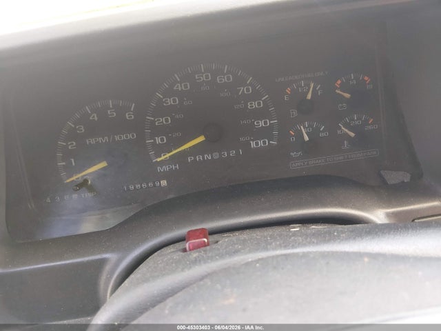 Chevrolet C1500 Fleetside