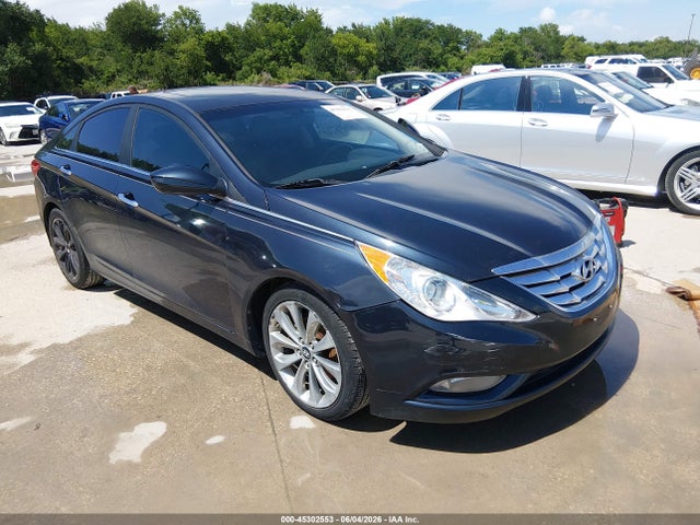 Salvage Hyundai SONATA Image