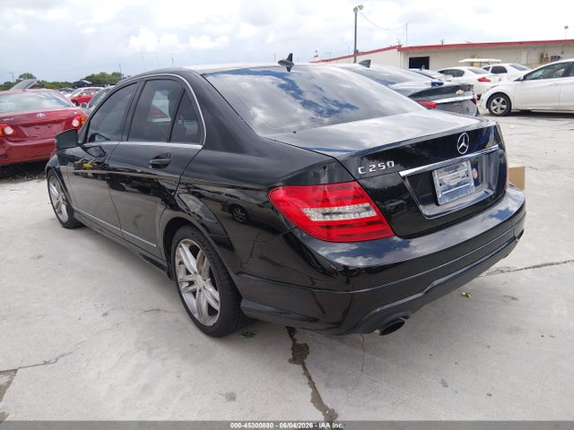 Mercedes-Benz C-Class Sport