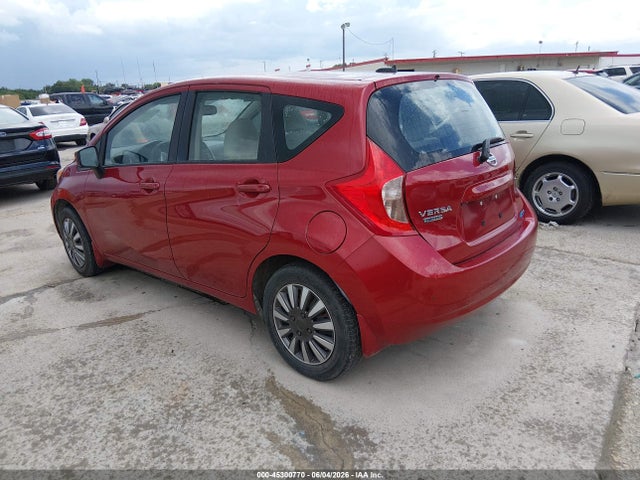 Nissan Versa