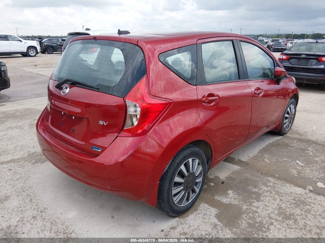 Nissan Versa