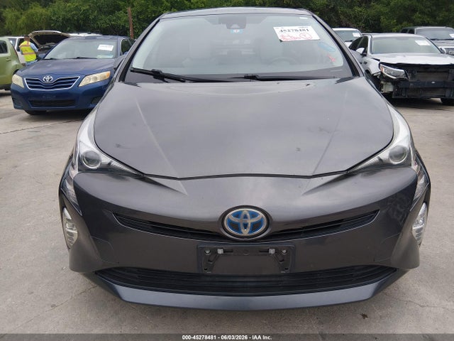 Toyota Prius Four Touring