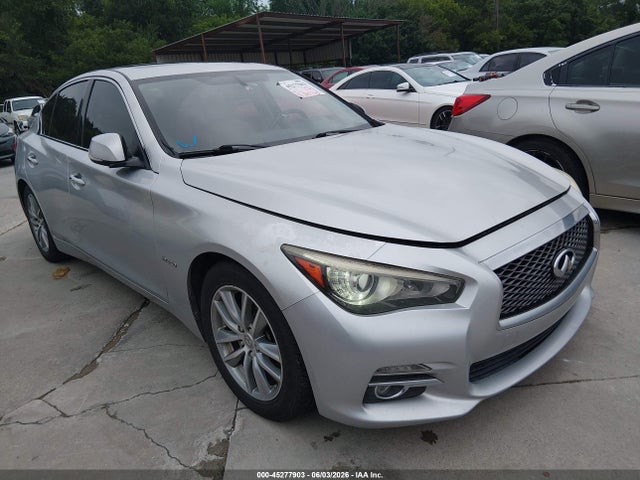Salvage INFINITI Q50 Hybrid Image