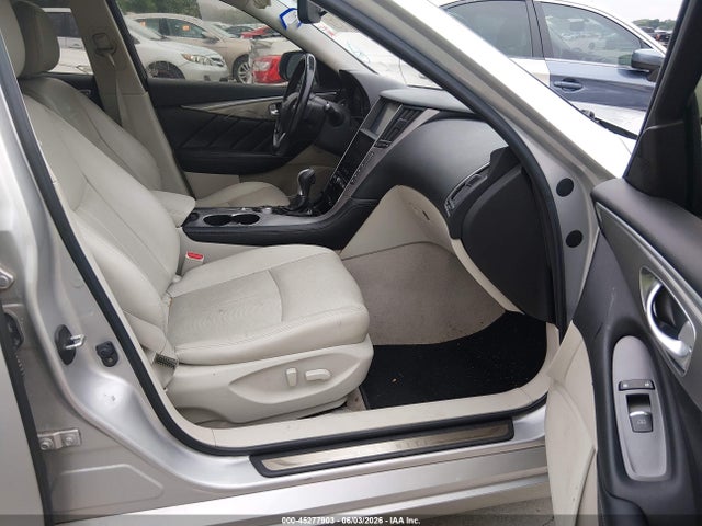 INFINITI Q50 Hybrid