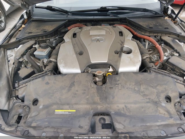 INFINITI Q50 Hybrid