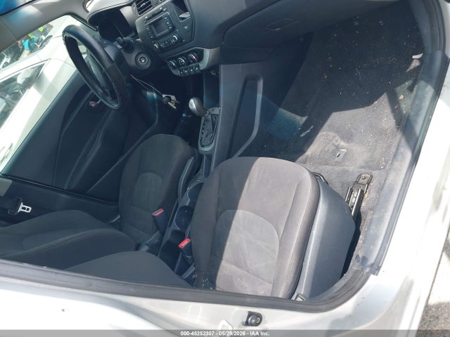 Kia Rio Lx
