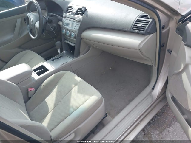 Toyota Camry Ce