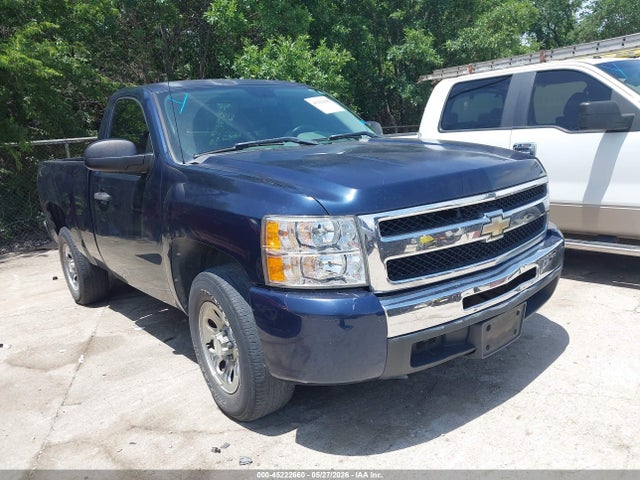 Salvage Chevrolet Silverado 1500 Image