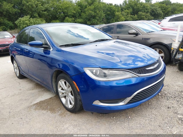 Salvage Chrysler 200 Image