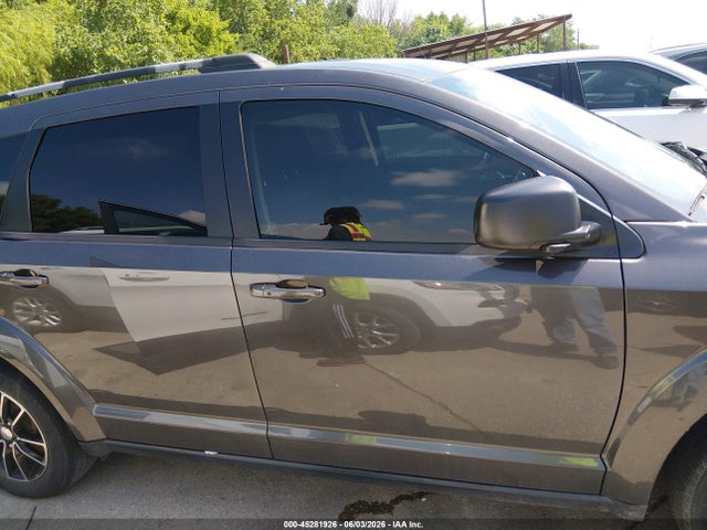 Dodge Journey Se