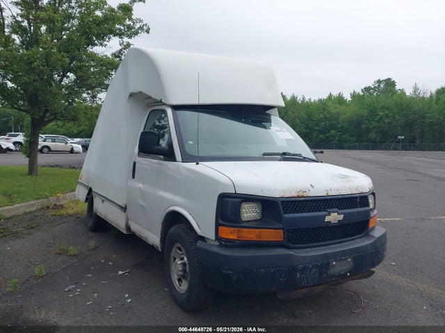 Salvage Chevrolet Express Image
