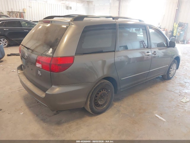 Toyota Sienna Ce
