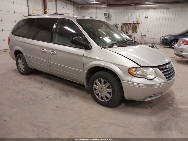 Salvage Chrysler Town & Country Image