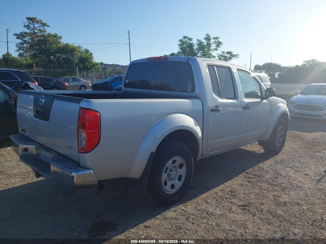 Nissan Frontier S