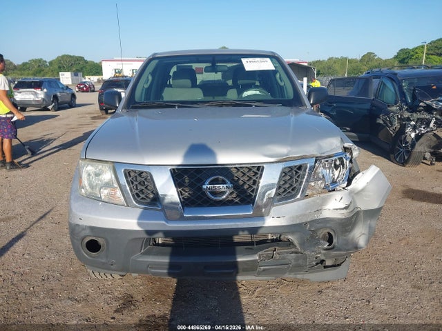 Nissan Frontier S