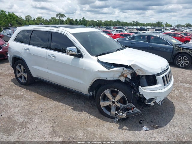 Salvage Jeep Grand Cherokee Image