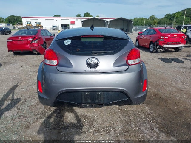 Hyundai VELOSTER Value Edition
