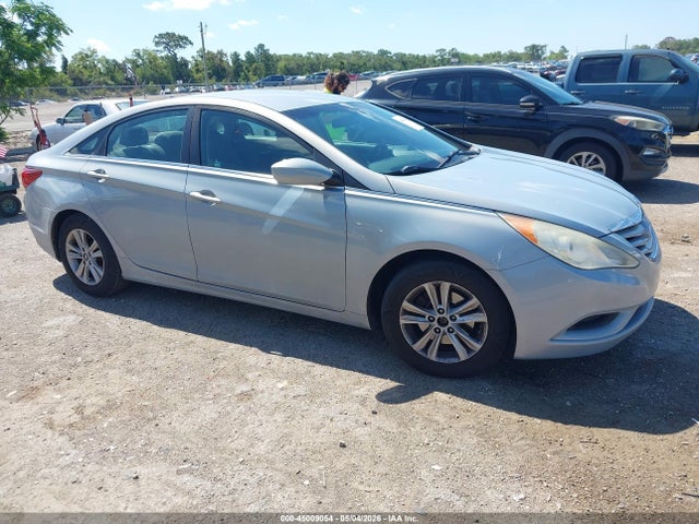 Salvage Hyundai SONATA Image