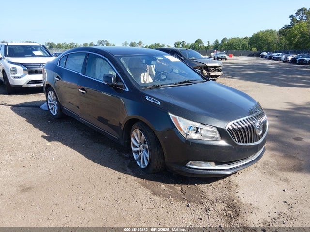 Salvage Buick LaCrosse Image