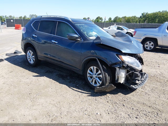 Salvage Nissan Rogue Image