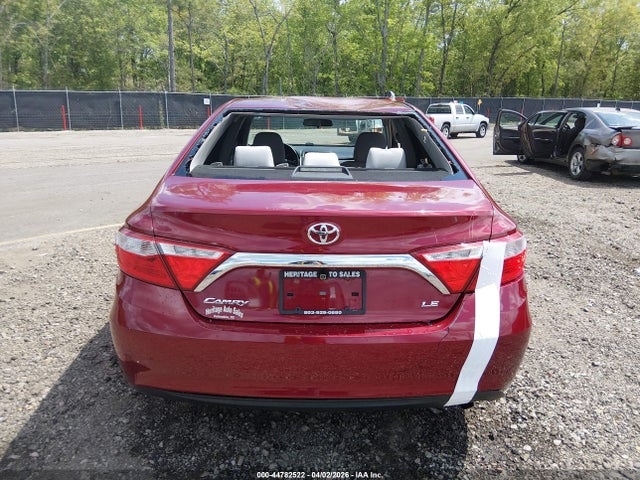 Toyota Camry Le