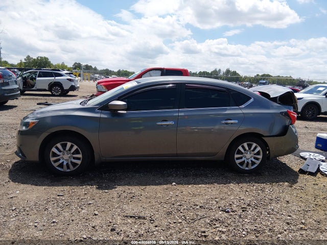 Nissan Sentra S