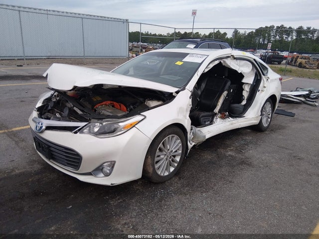 Toyota Avalon Hybrid Limited