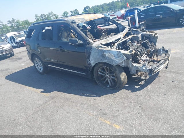 Salvage Ford Explorer Image