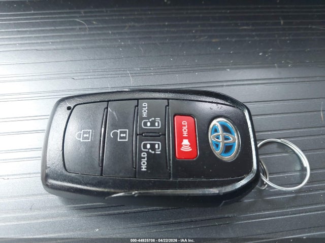 Toyota Sienna Le