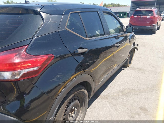 Nissan Kicks S Xtronic Cvt