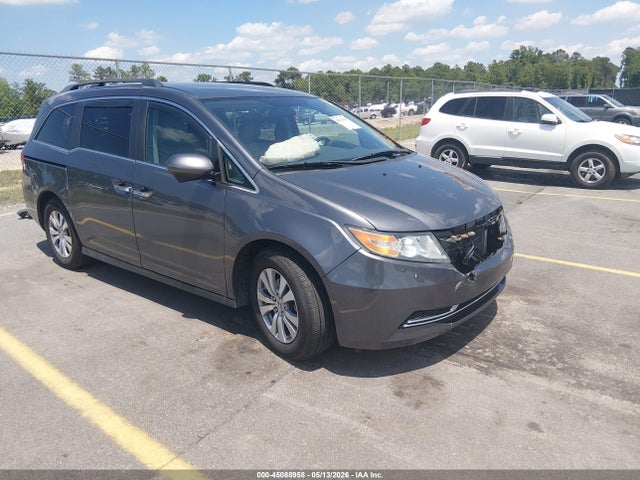 Salvage Honda Odyssey Image