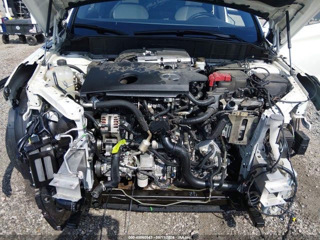INFINITI Qx Essential Awd