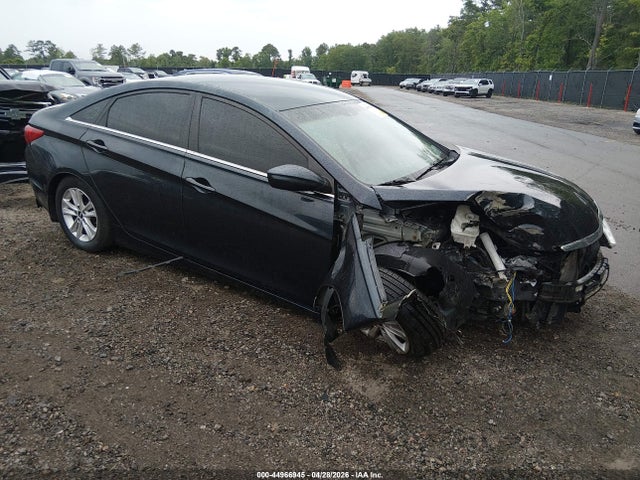 Salvage Hyundai SONATA Image