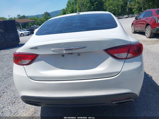 Chrysler 200 S