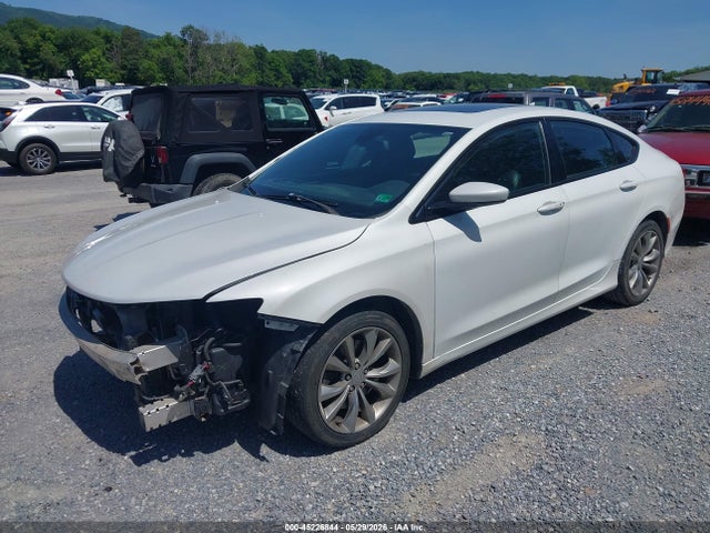 Chrysler 200 S
