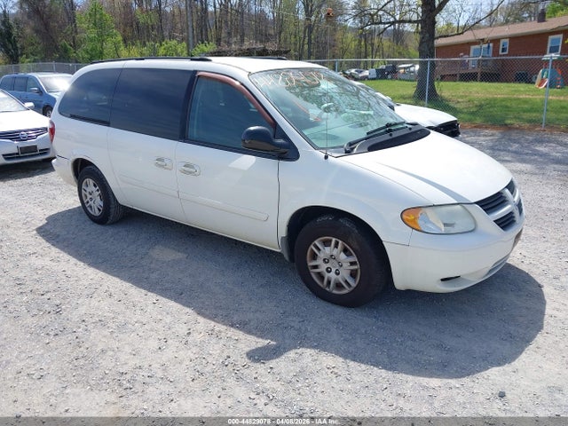 Salvage Dodge Grand Caravan Image