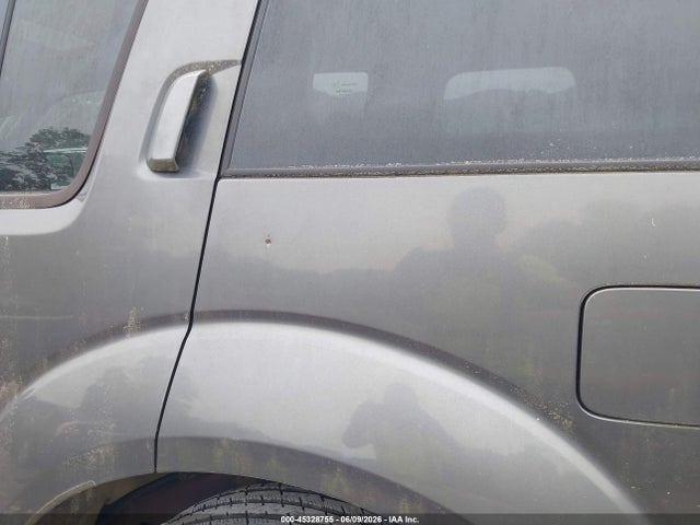 Nissan Pathfinder Se