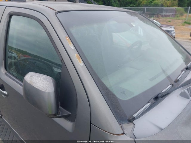 Nissan Pathfinder Se
