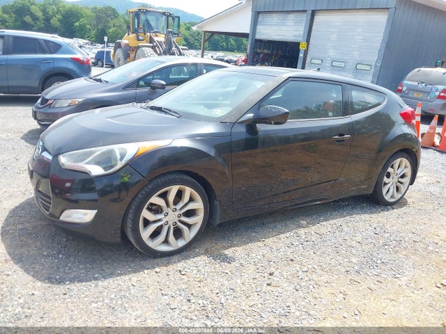 Hyundai VELOSTER