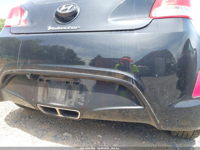 Hyundai VELOSTER