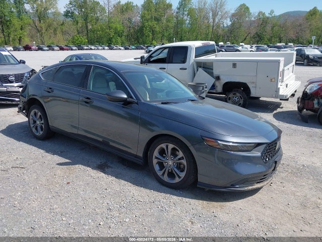 Salvage Honda Accord Image