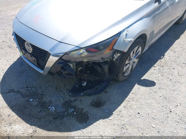 Nissan Altima S Fwd